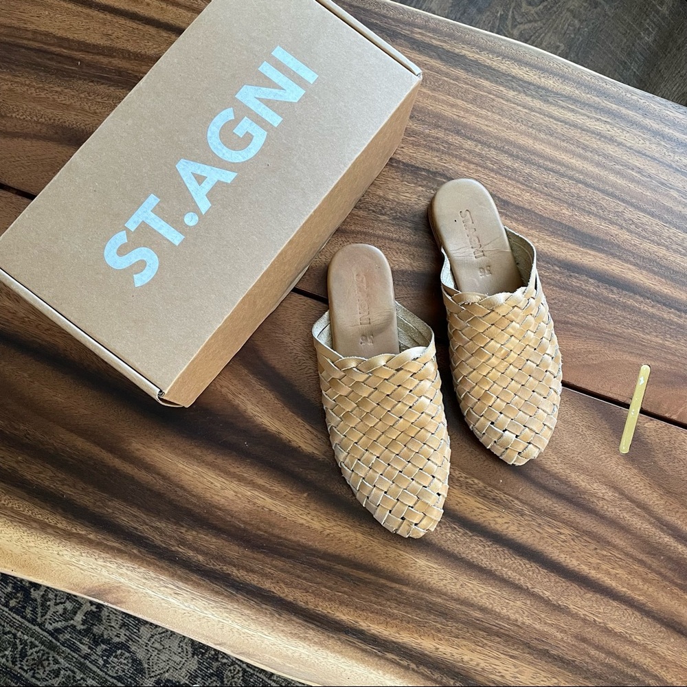 St. Agni Bunto Woven Loafers
